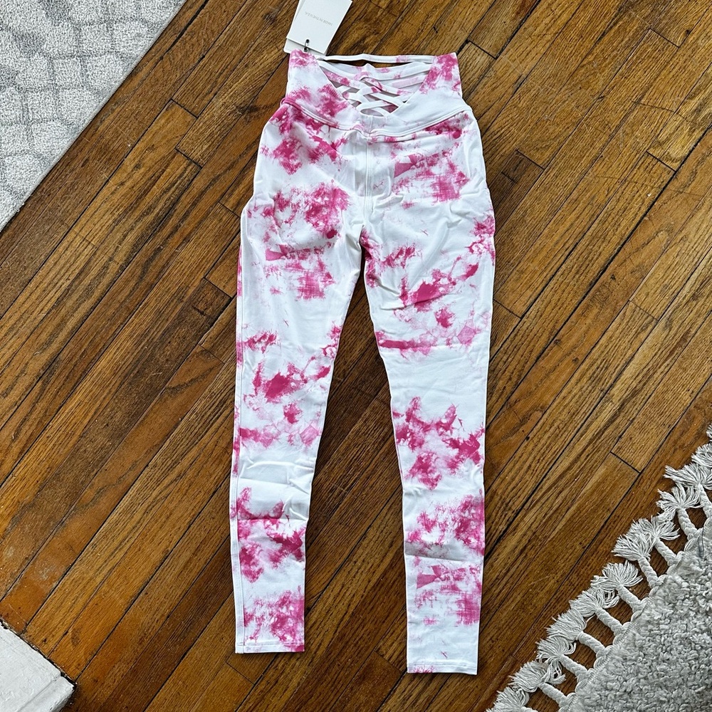 Bombshell Sportswear Pink/White Tie-Dye Sexy Back Leggings & Cross My Heart Bra - Picture 12 of 15